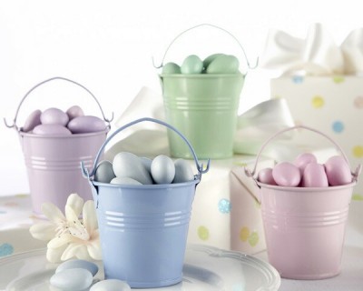 Tin Favor Pails lg ka.jpg