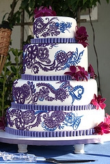 dark purple wedding cakes_2.jpg
