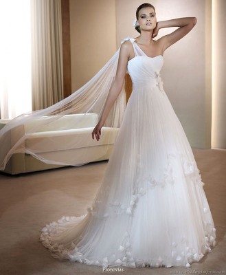 Gallery-2-pronovias_2011_farnes_wedding_dress.jpg