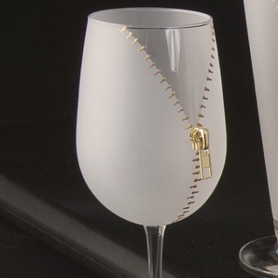 zipper-wine-glass.jpg