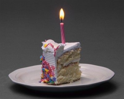 birthday-cake-with-1-candle.jpg