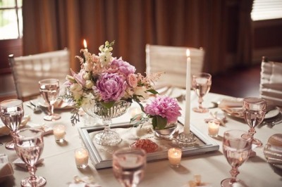 Pink-and-Champagne-Vintage-Tabletop-Wedding-Tablescape-Ideas-580x386.jpg