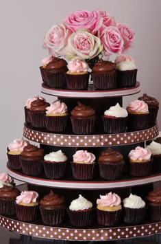 pink-brown-chocolate-wedding-cupcakes.jpg