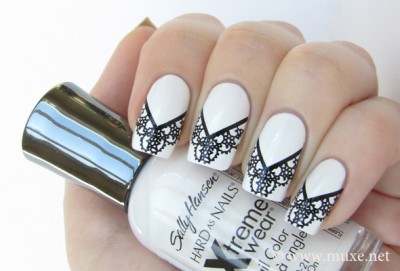 w_b_delicate_print_1.jpg