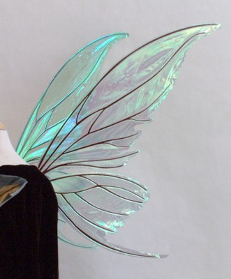 TitaniaLightGreenSideWings.jpg